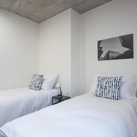 7 Ruzyne Apartman Prága